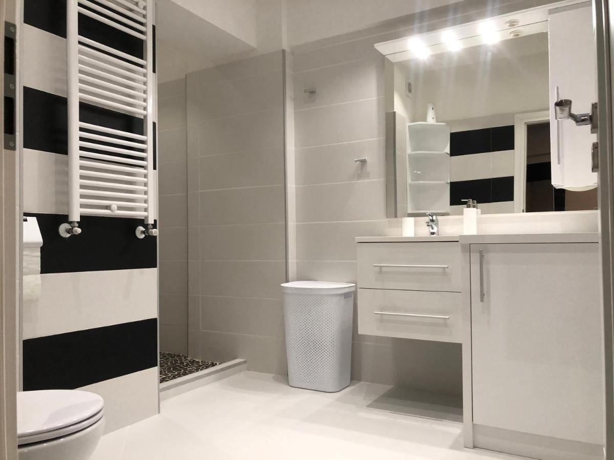 Stylish Westpark 2 Residence Lake View W8 Bucharest Exterior photo